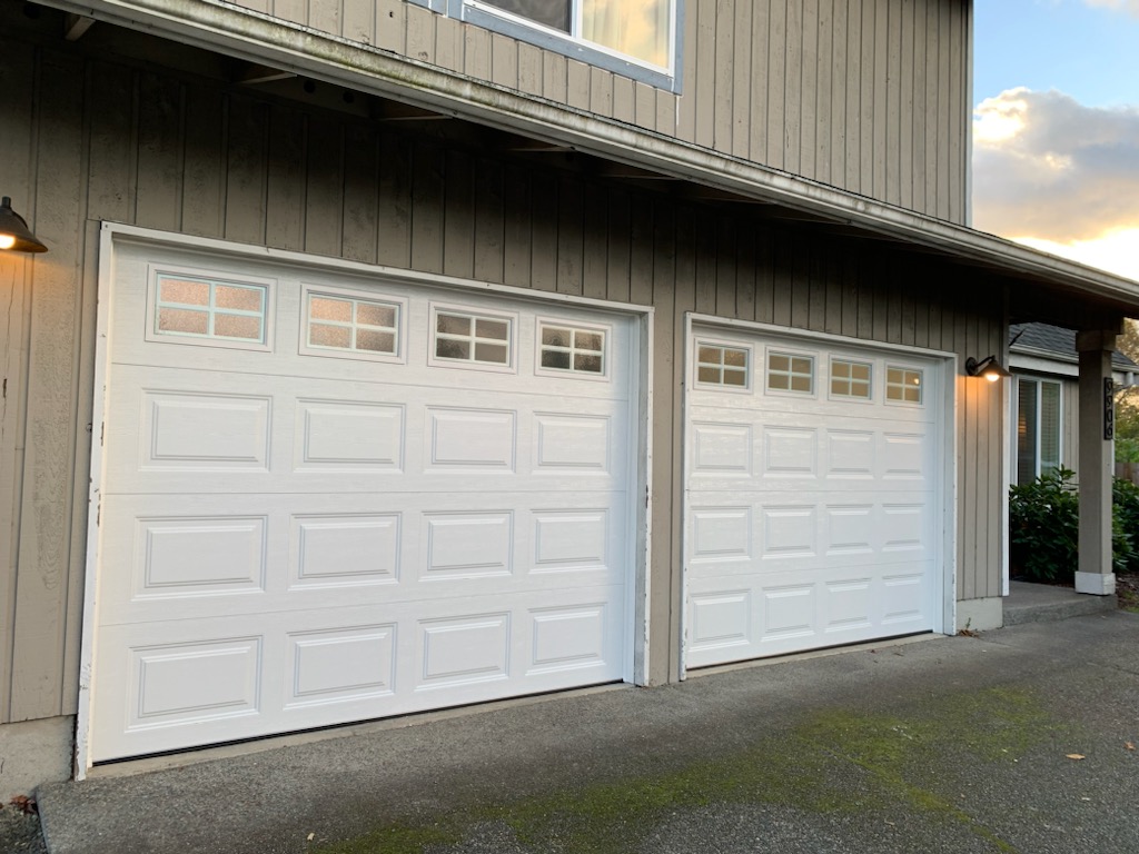 2 9x 7 clopay 9130 insulated door with obscure glass colonial inserts lakewood wa 1